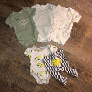 Locally grown 🍅🥑🥒🍆🍋